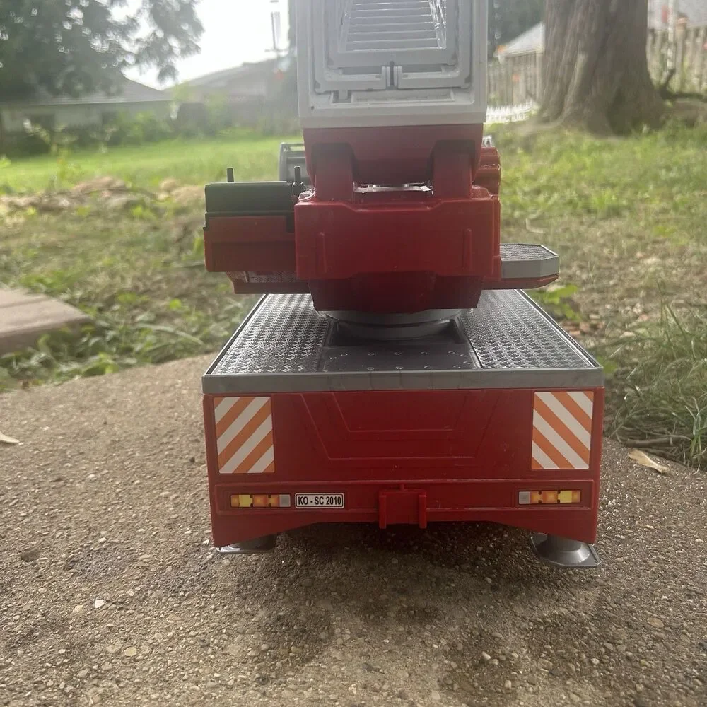 Bruder Scania Fire Engine Ladder Rescue Truck Toy 1/16 Made in Germany